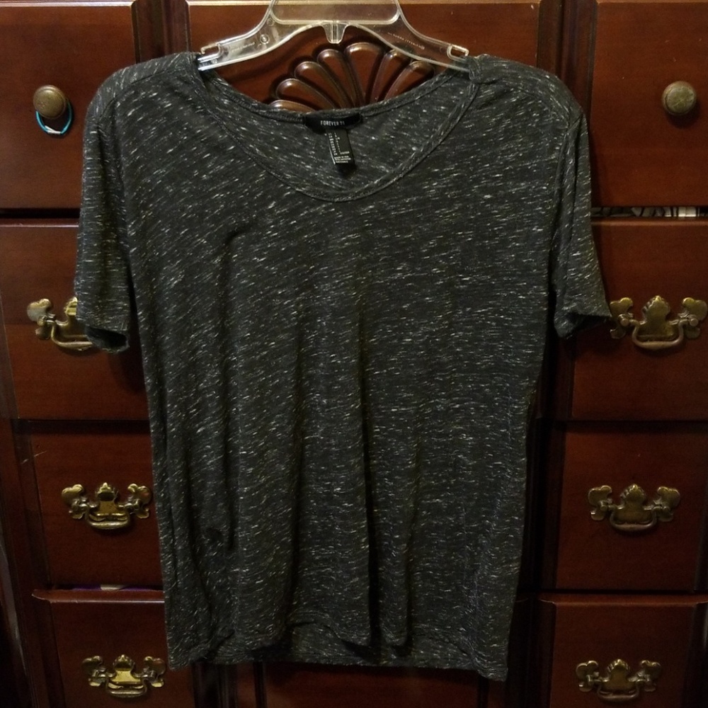 Black Heathered tee